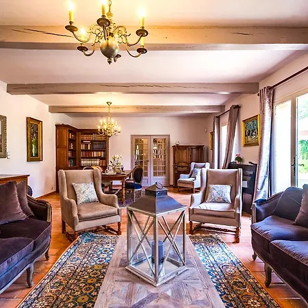 Spa & Jacuzzi- Le Domaine De La Tour Aparthotel 5*