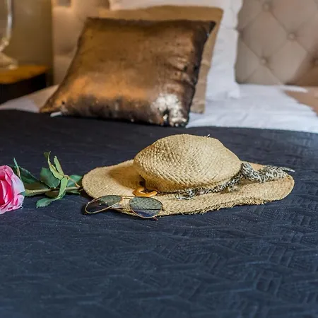 Spa & Jacuzzi- Le Domaine De La Tour