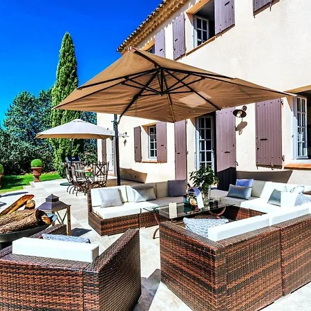 Spa & Jacuzzi- Le Domaine De La Tour 5* Aix-en-Provence