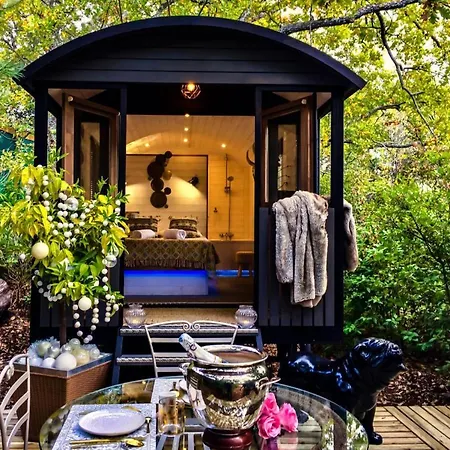 Aparthotel Spa & Jacuzzi- Le Domaine De La Tour